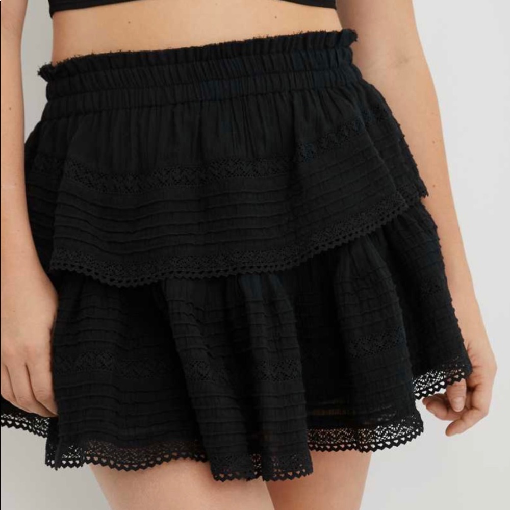 black rock n ruffle skirt